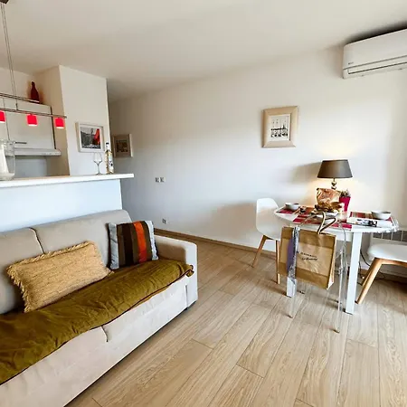 Apartment Renovated 2 - Ac Wifi And Terrace *